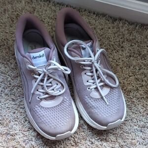 Dansko Women's Sneakers Size 40